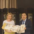 麗薩女士和唐良智市長(zhǎng)
