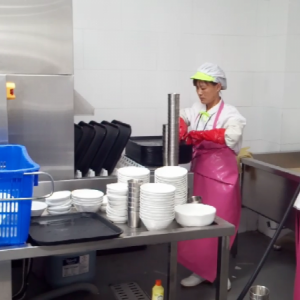 工廠食堂大型中央廚房流水線洗碗機(jī) 酒店食堂長龍洗碗機(jī) 洗箱機(jī) 出租