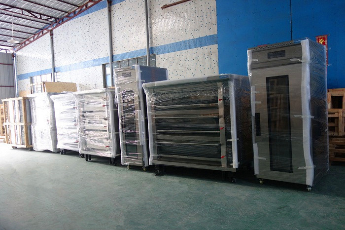 廣州新麥款16粒大面團(tuán)自動分塊機(jī) 面包房用液壓式 商用面包分塊機(jī)