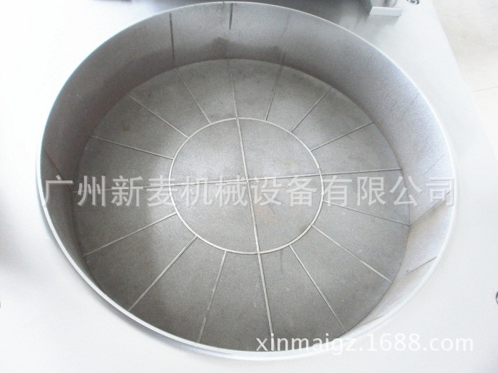 廣州新麥款16粒大面團(tuán)自動分塊機(jī) 面包房用液壓式 商用面包分塊機(jī)