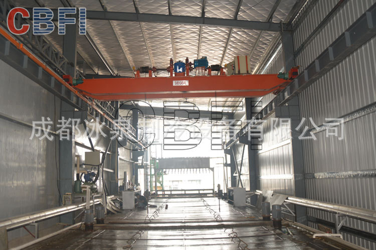 甘肅大型冰磚機生產(chǎn)廠家 大型條冰制冰機 魚車加冰制冰機廠家直供