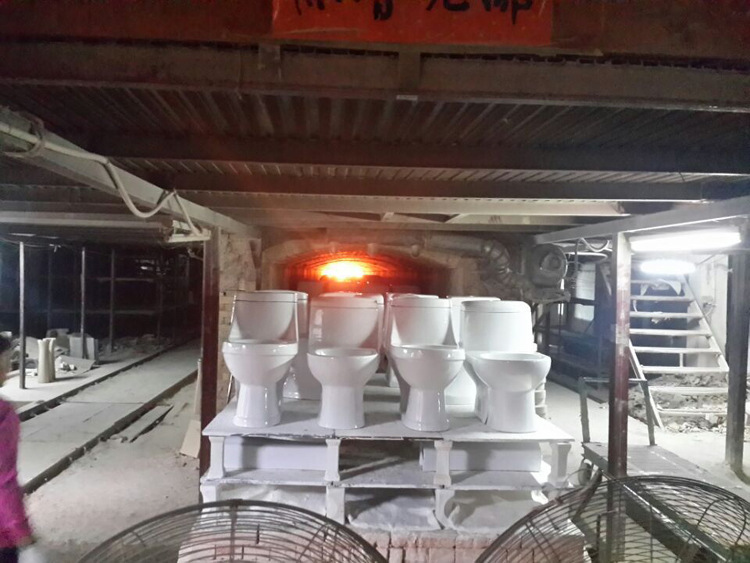 乘風(fēng)佑工程酒店抽水馬桶 直沖式節(jié)水坐便器 衛(wèi)生間陶瓷座便器