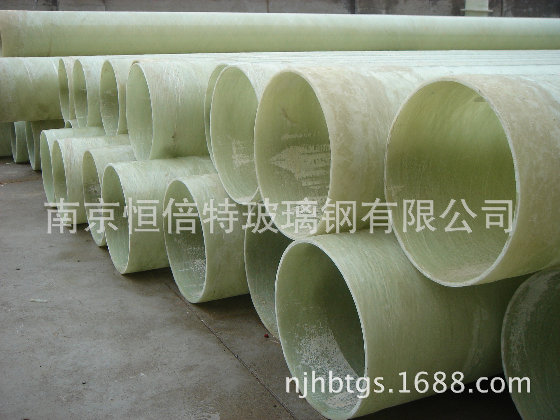 DN700玻璃鋼通風(fēng)管道，污水管道，電纜管道，化工廢水廢氣管道