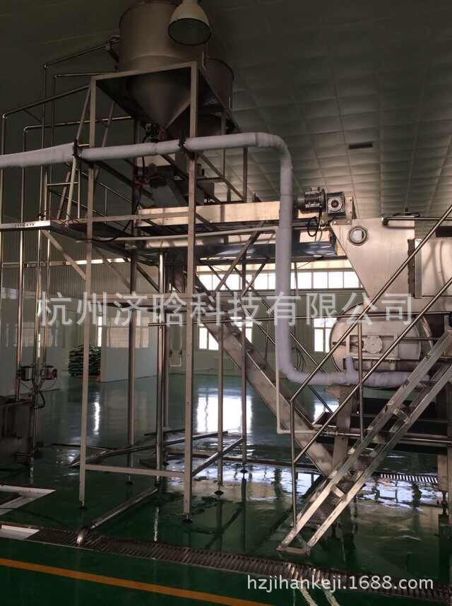 大型熱風(fēng)消毒庫,雙排鏈炊燜飯主機,聯(lián)合自動米飯炊飯生產(chǎn)線設(shè)備