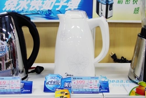 時(shí)刻補(bǔ)水美的電水壺15E01A報(bào)價(jià)399元