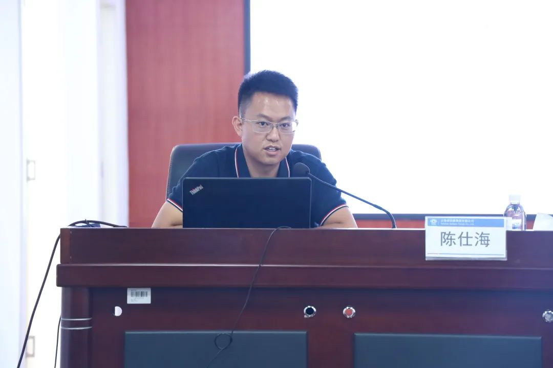 公司“萬名黨員進黨?！迸嘤桇甙l展對象培訓班（第二期）順利結業！2.jpg