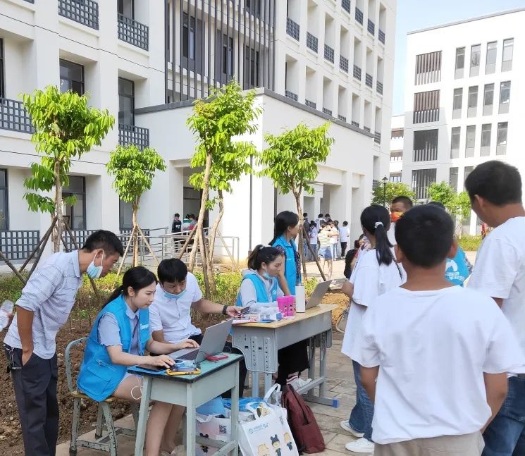 巧家縣第四中學新校區(qū)正式“啟航”，迎來首批學生！2.jpg