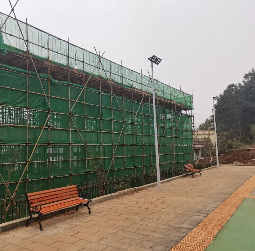2022-12-01-巧家馬樹鎮(zhèn)一站式活動(dòng)場(chǎng)所主體封頂.jpg
